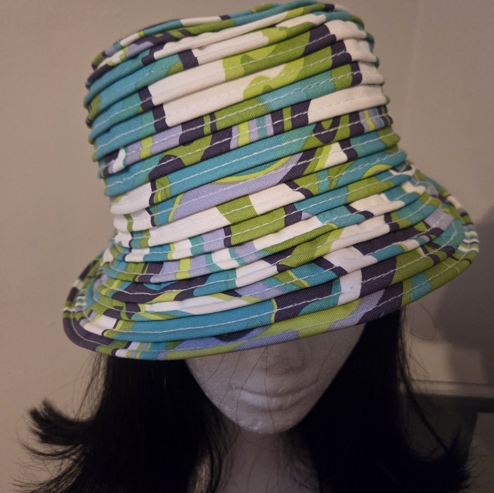 Liz Claiborne Cute Cotton Floral Bucket Hat